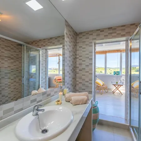 Apartment Penthouse La Marina *